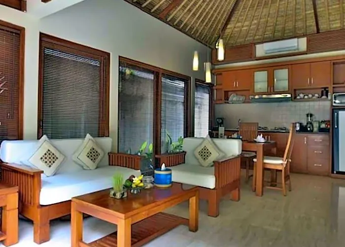 Bali Baliku Private Pool Hotel 4*