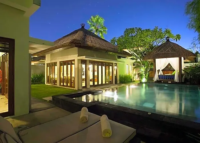 Bali Baliku Private Pool Hotel 4*